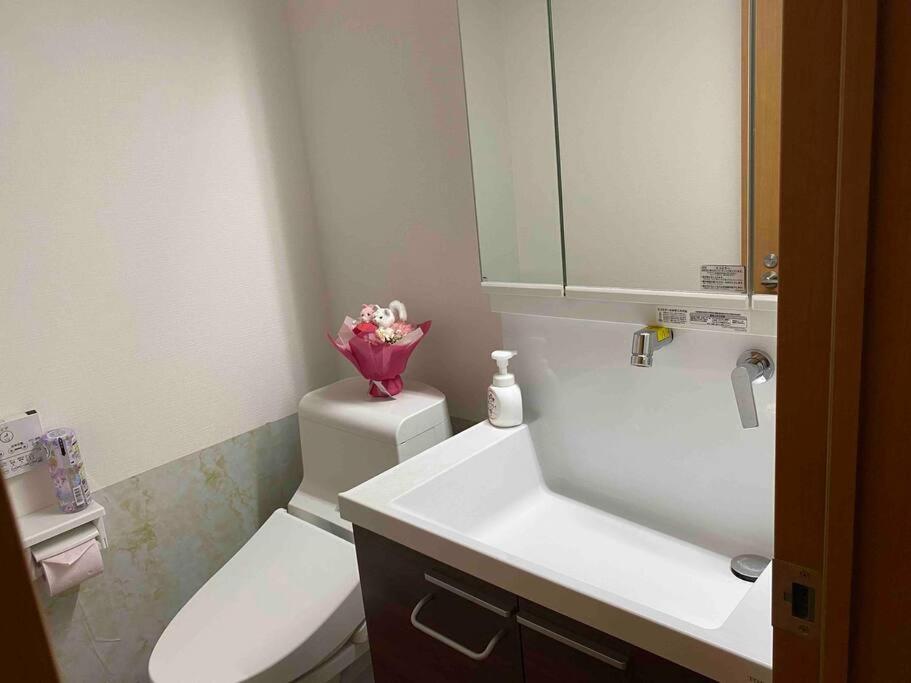 Ferienwohnung 5Ldk3Toilets: 最近の駅6分・スカイツリー電車1分・浅草電車4分・Nrt電車60分 Präfektur Tokio Exterior foto